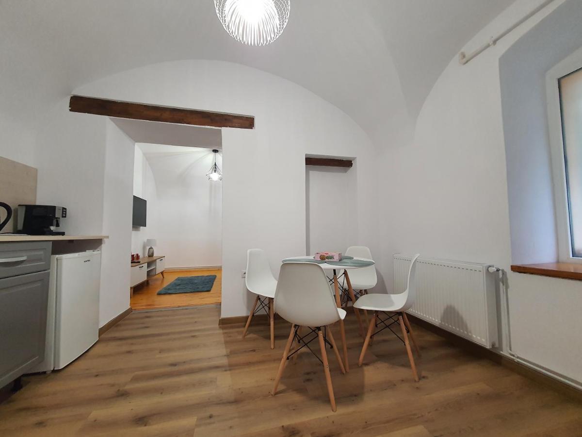 Lucasi Apartament Sibiu Eksteriør bilde